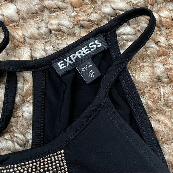 Express top. - Picture 3 of 3